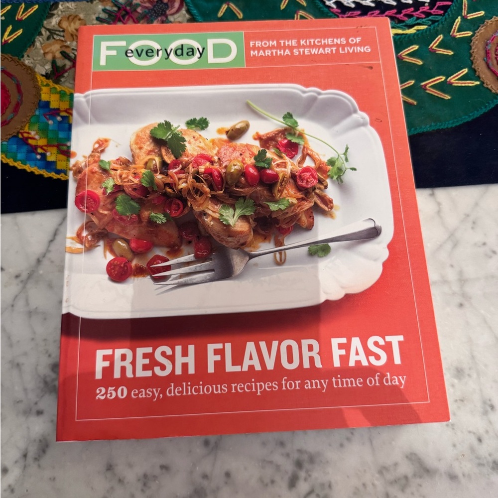 Martha Stewart’s fresh flavor fast cookbook, like new